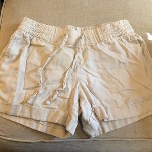 Cute shorts! Size XS old navy!!